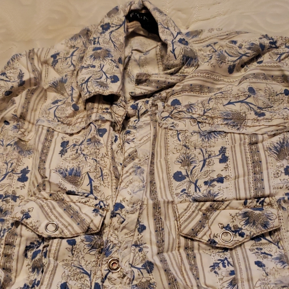 Womens shirt